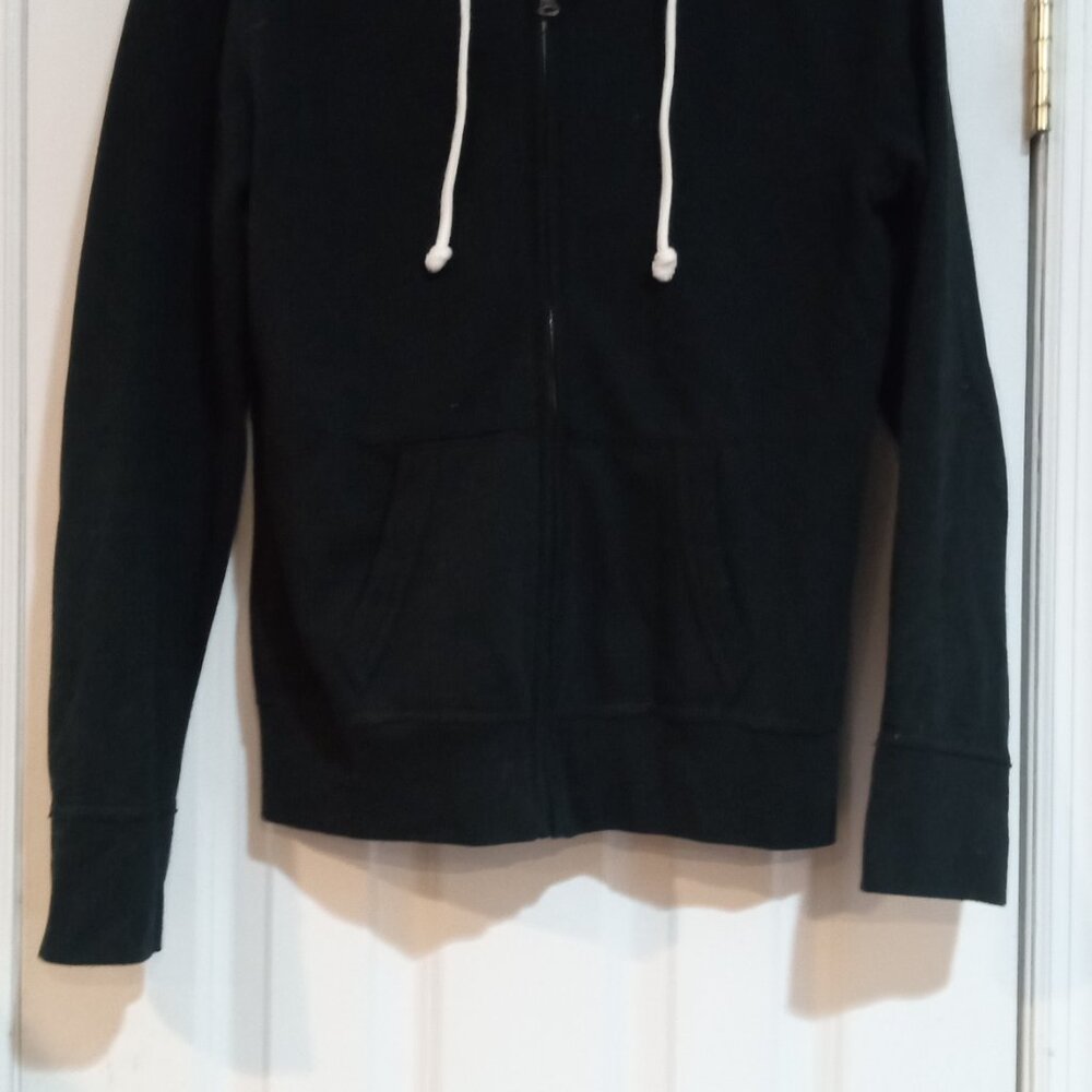 MOSSIMO BLACK HOODIE size M